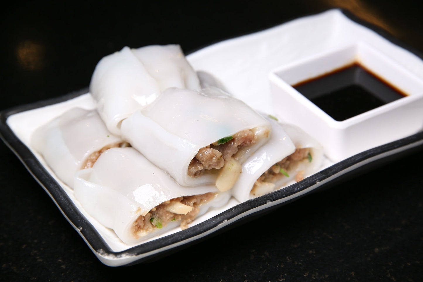 B4. Beef Rolls | 牛肉肠