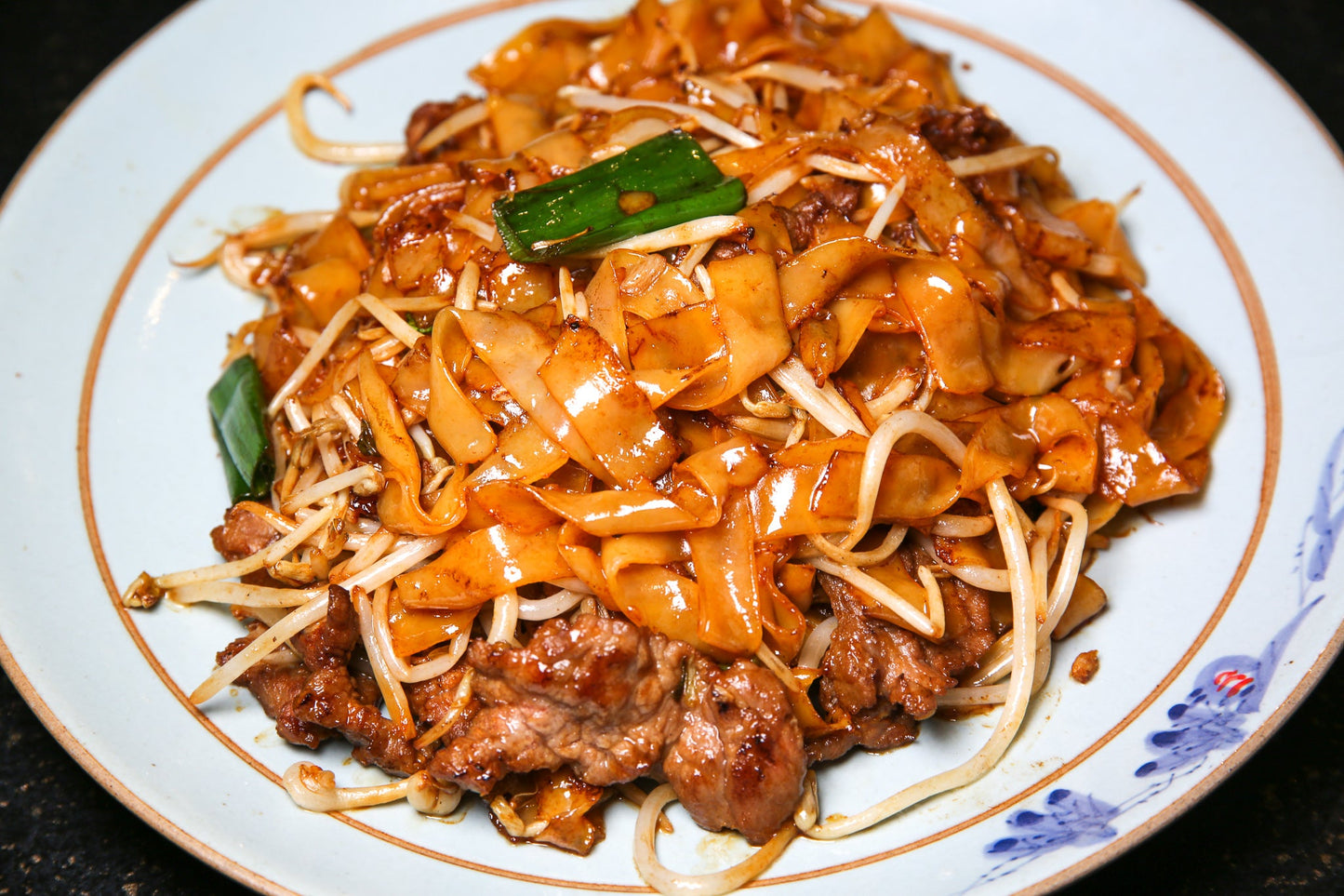 G4. Stir Fried Beef Hofun (Dry) | 干炒牛河